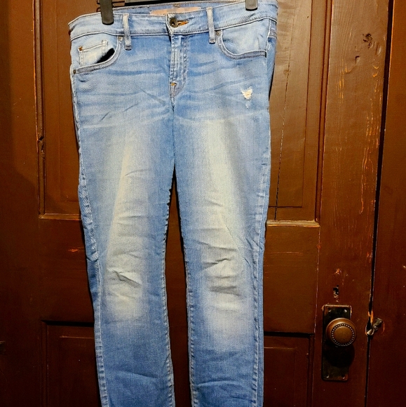 Guess Jeans - Picture 2 of 7